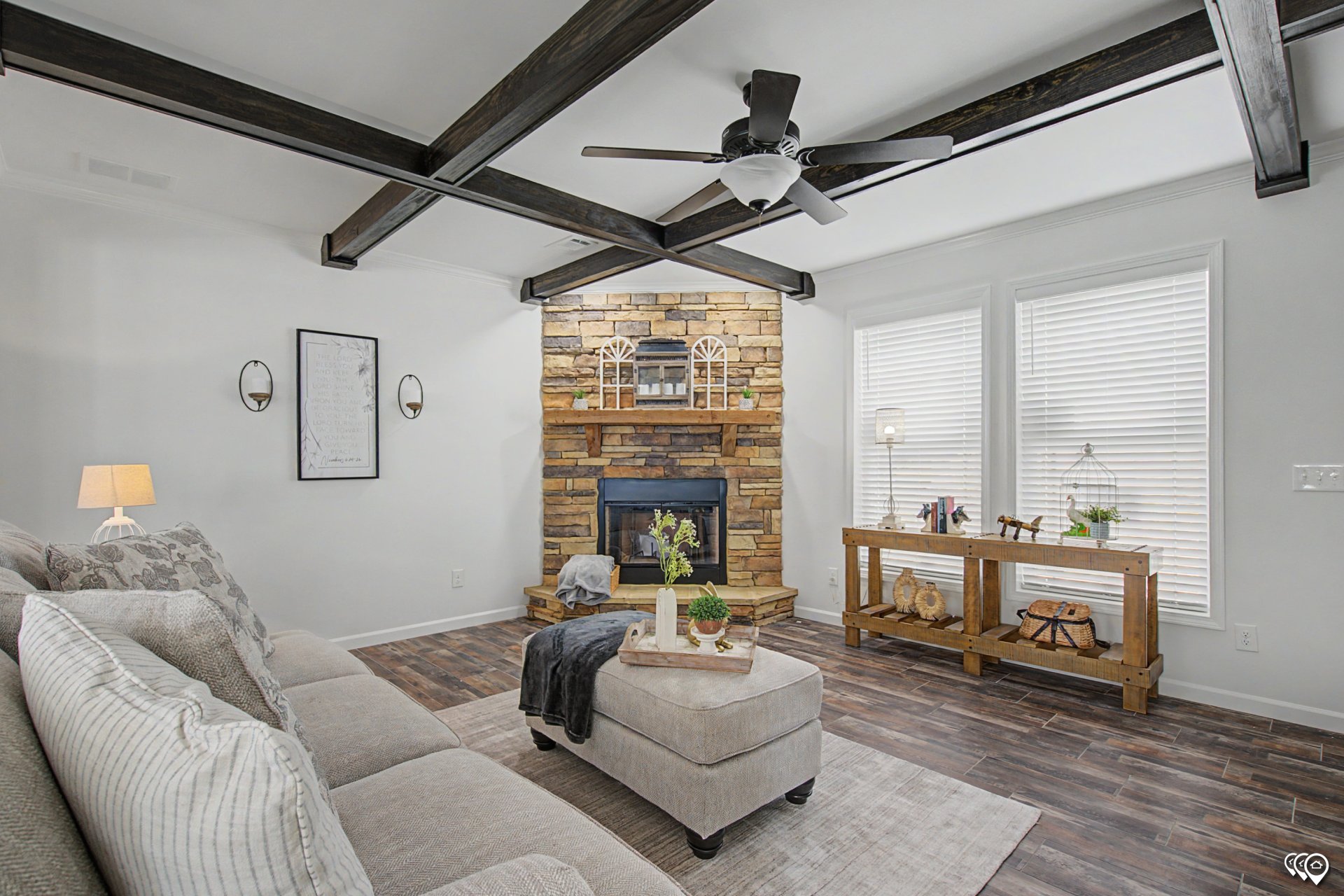 Signature Series Orchard House DVHBSS-9006C (Porch) by Deer Valley